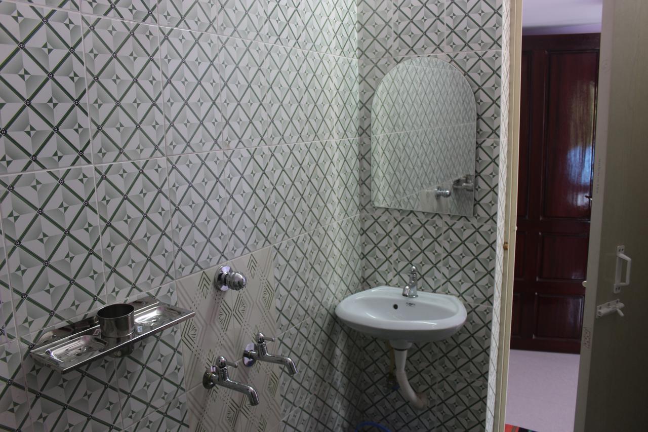Puthenchirayil Homestay Thiruvananthapuram Екстериор снимка